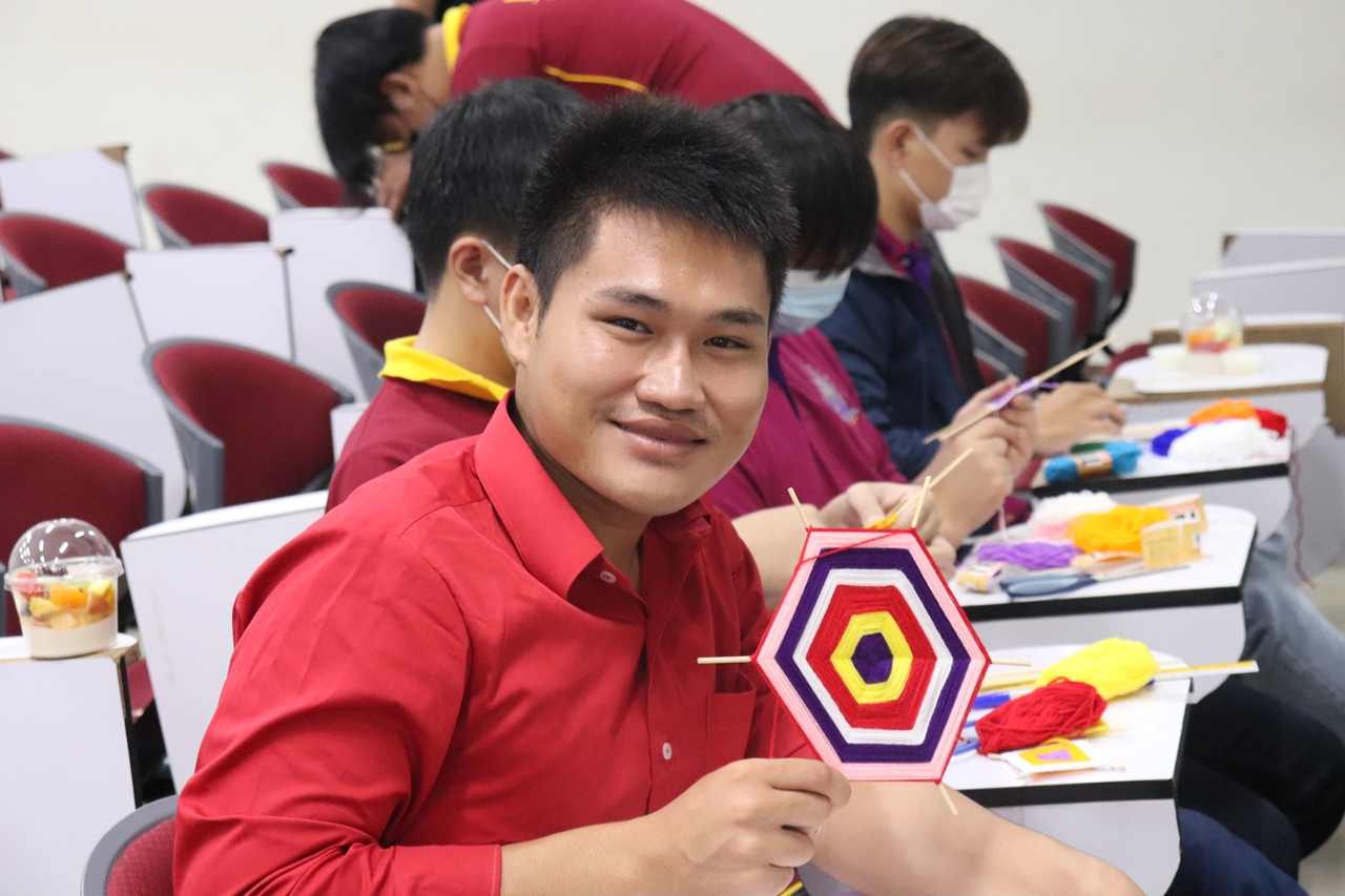 คณะรัฐศาสตร์และสังคมศาสตร์ มหาวิทยาลัยพะเยา ดำเนินโครงการเสริมสร้างและส่งเสริมการทำนุบำรุงศิลปวัฒนธรรมให้ยั่งยืน ข่วงวัฒนธรรมมีชีวิต