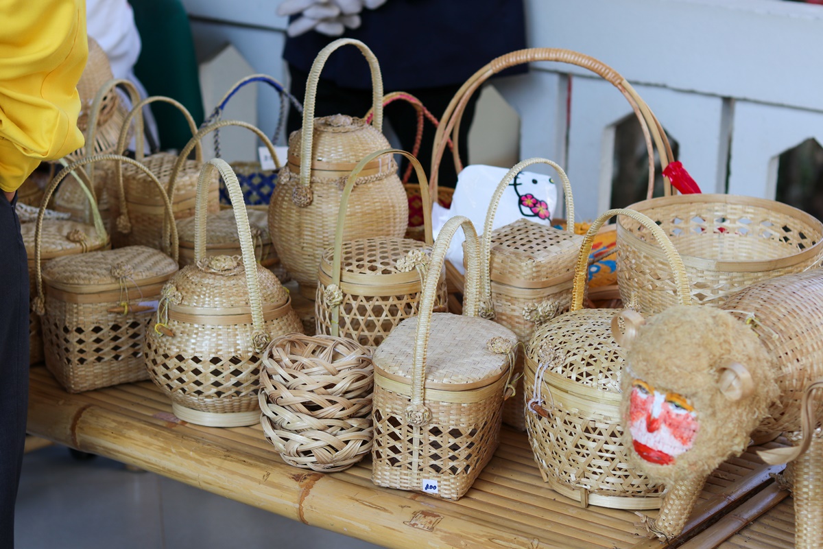 คณะรัฐศาสตร์และสังคมศาสตร์ มหาวิทยาลัยพะเยา ดำเนินโครงการถอดบทเรียนการบริการชุมชนของคณะรัฐศาสตร์และสังคมศาสตร์ และเป็นเจ้าภาพสภากาแฟสัญจร แลกเปลี่ยนเรียนรู้ ประสบการณ์สร้างปัญญา นำสังคมสู่นวัตกรรม 