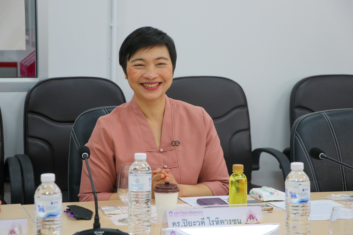 คณะรัฐศาสตร์และสังคมศาสตร์ มหาวิทยาลัยพะเยา ดำเนินโครงการถอดบทเรียนการบริการชุมชนของคณะรัฐศาสตร์และสังคมศาสตร์ และเป็นเจ้าภาพสภากาแฟสัญจร แลกเปลี่ยนเรียนรู้ ประสบการณ์สร้างปัญญา นำสังคมสู่นวัตกรรม 