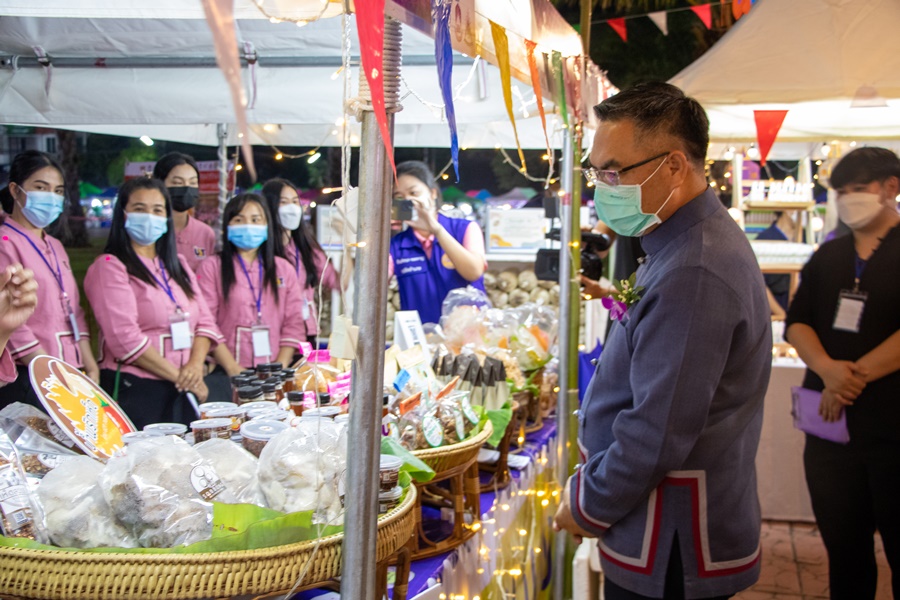 คณะรัฐศาสตร์และสังคมศาสตร์ จัดนิทรรศการ ของลำของดี 4 ตำบล - โครงการการส่งเสริมสวัสดิการสังคมแบบบูรณาการด้วยข้อมูลองค์รวมระดับตำบล