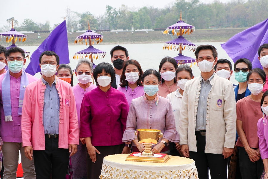 คณะรัฐศาสตร์และสังคมศาสตร์ ร่วมพิธีตักน้ำอ่างหลวง สรงองค์พระธาตุจอมทอง ประเพณีแห่ผ้าห่มพระธาตุจอมทอง 2565