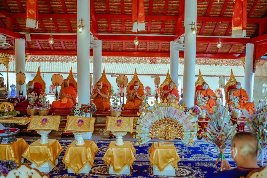 คณะรัฐศาสตร์และสังคมศาสตร์ มหาวิทยาลัยพะเยา ดำเนินโครงการประเพณีแห่ผ้าห่มพระธาตุจอมทอง ประจำปี 2565