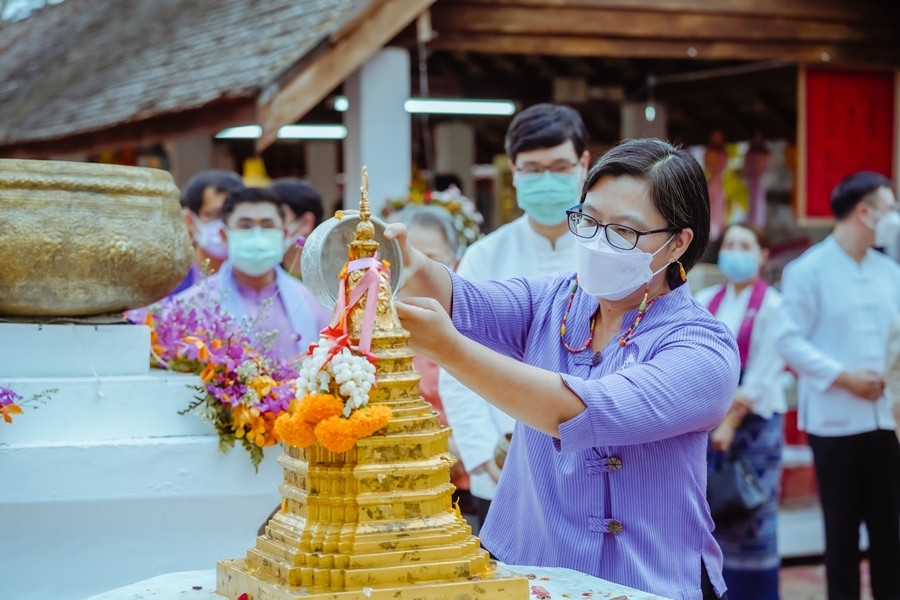 คณะรัฐศาสตร์และสังคมศาสตร์ มหาวิทยาลัยพะเยา ดำเนินโครงการประเพณีแห่ผ้าห่มพระธาตุจอมทอง ประจำปี 2565