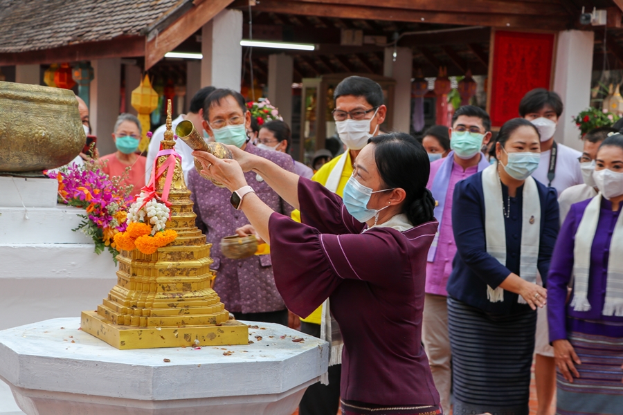 คณะรัฐศาสตร์และสังคมศาสตร์ มหาวิทยาลัยพะเยา ดำเนินโครงการประเพณีแห่ผ้าห่มพระธาตุจอมทอง ประจำปี 2565