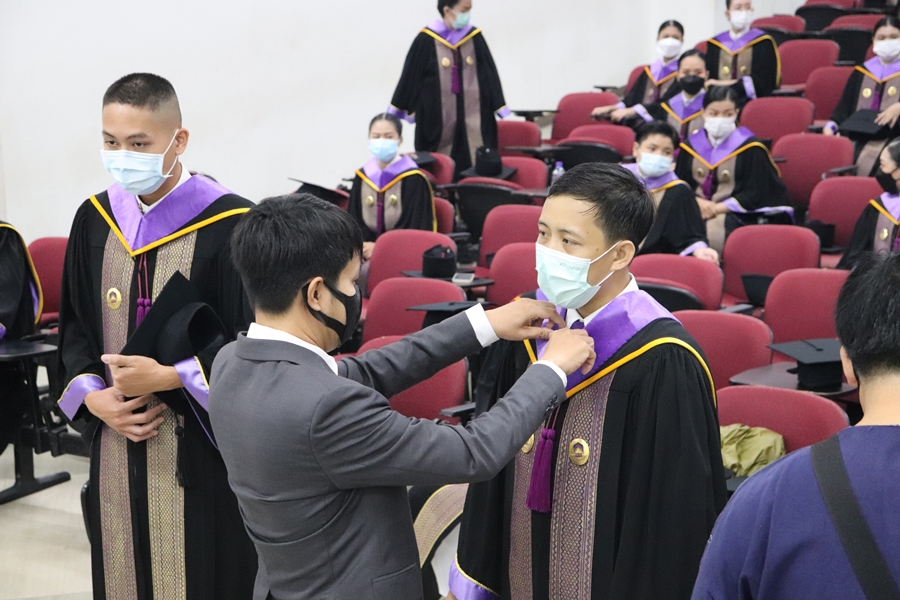 คณะรัฐศาสตร์และสังคมศาสตร์ ดำเนินการฝึกซ้อมและเตรียมความพร้อมเข้ารับพระราชทานปริญญาบัตร ประจำปีการศึกษา 2563