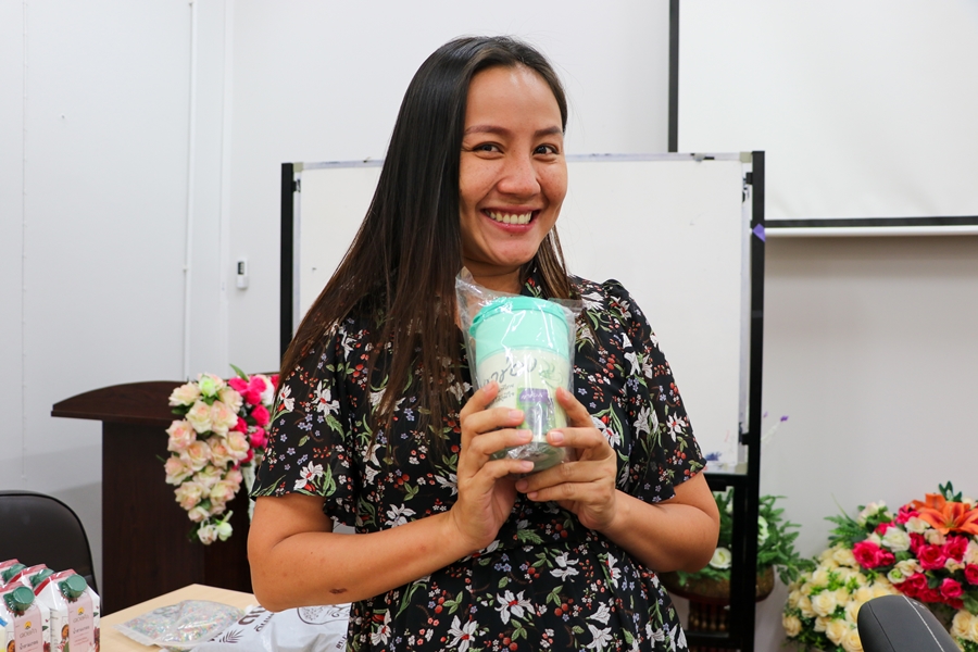 How to ทิ้ง - คณะรัฐศาสตร์และสังคมศาสตร์ มหาวิทยาลัยพะเยา ดำเนินกิจกรรม รณรงค์การคัดแยกขยะ ภายใต้โครงการ GREEN SPSS