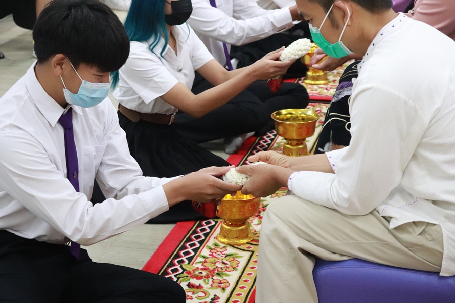 คณะรัฐศาสตร์และสังคมศาสตร์ มหาวิทยาลัยพะเยา ดำเนินโครงการคุรุปูจา  (ไหว้ครูคณะรัฐศาสตร์และสังคมศาสตร์) ประจำปีการศึกษา 2565