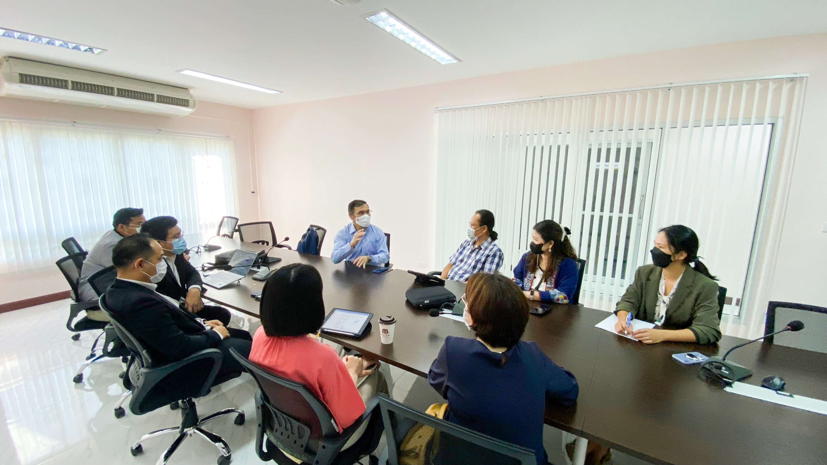 คณะรัฐศาสตร์​และสังคม​ศาสตร์​ และคณะนิติศาสตร์ ม.พะเยา ประชุมหารือการจัดกิจกรรมเพื่อบริการทางวิชาการแก่ชุมชน