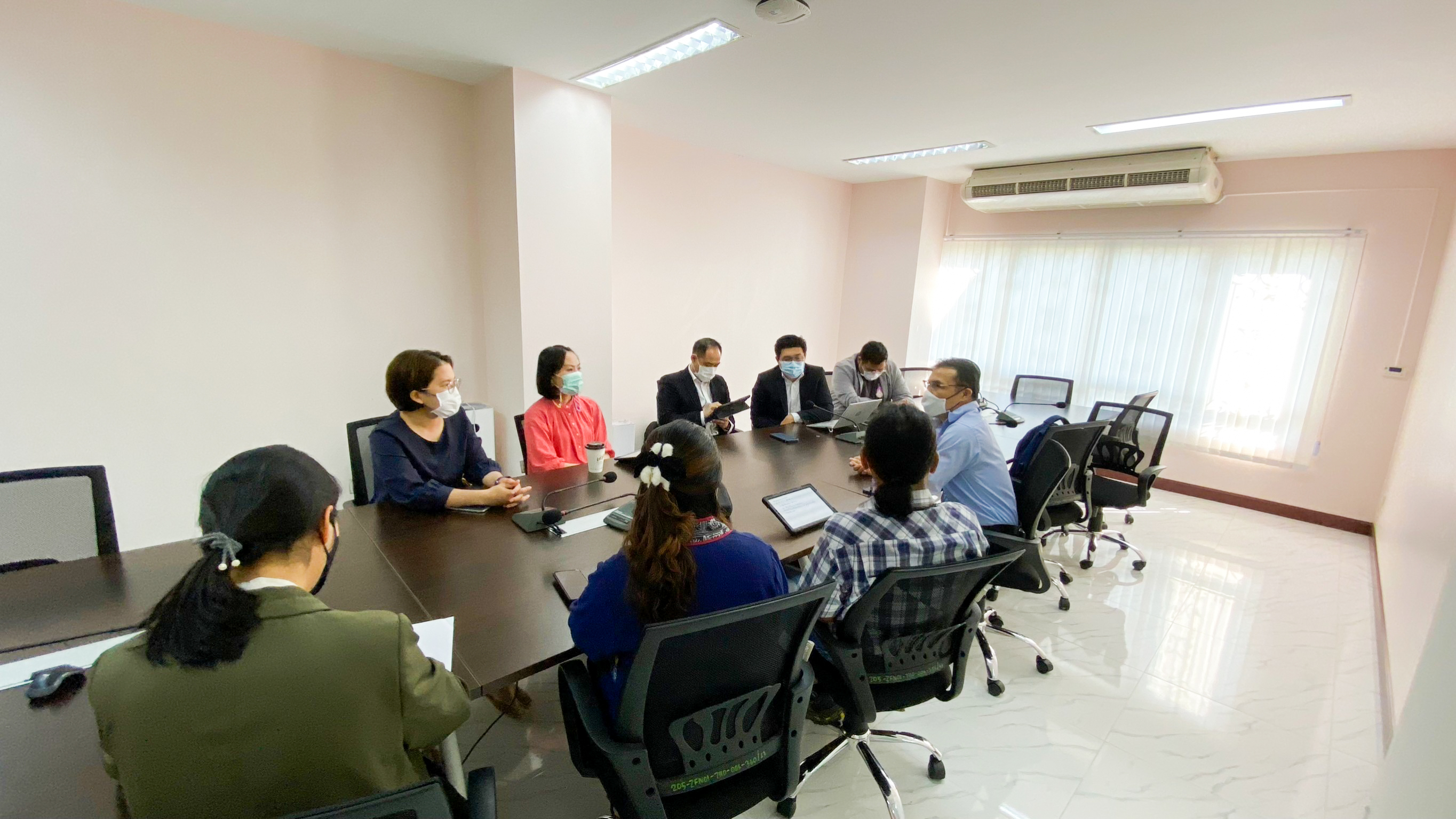 คณะรัฐศาสตร์​และสังคม​ศาสตร์​ และคณะนิติศาสตร์ ม.พะเยา ประชุมหารือการจัดกิจกรรมเพื่อบริการทางวิชาการแก่ชุมชน