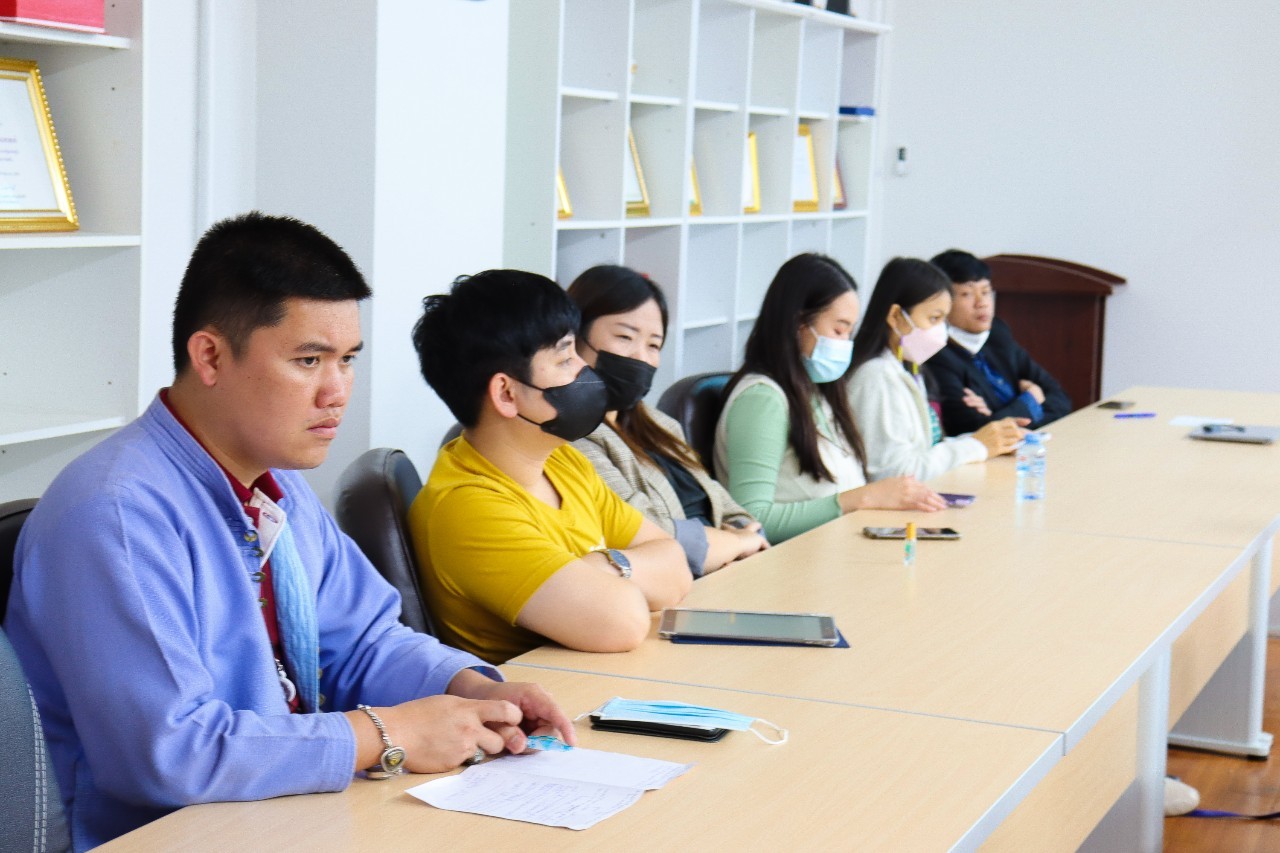 สำนักงานคณะรัฐศาสตร์และสังคมศาสตร์ คัดเลือกผู้สมควรดำรงตำแหน่งรักษาการแทนหัวหน้าสำนักงานคณะรัฐศาสตร์และสังคมศาสตร์