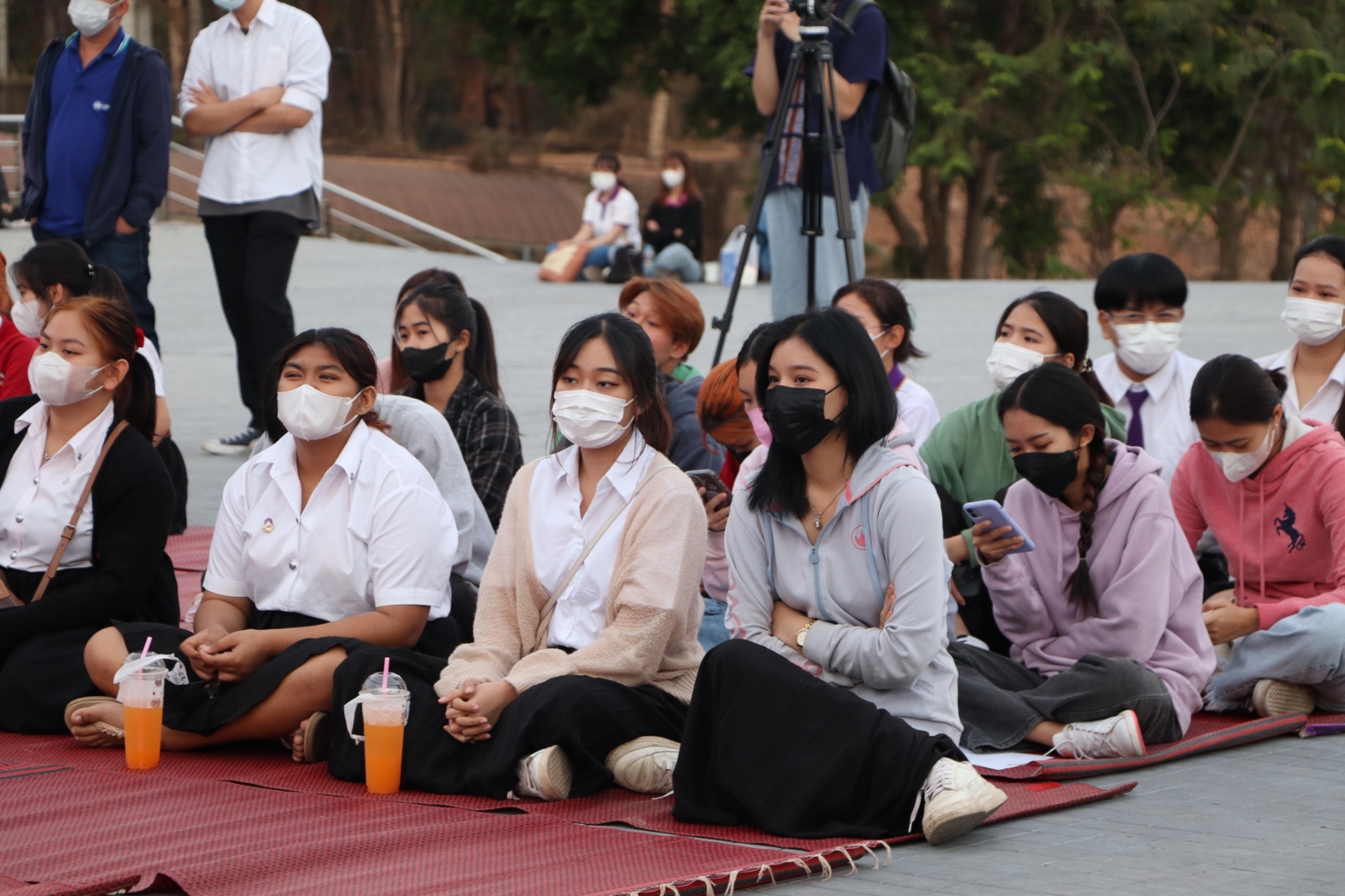 คณะรัฐศาสตร์และสังคมศาสตร์ร่วมสืบสานวัฒนธรรม ตานข้าวใหม่ใส่บาตรหลวง “กว๊านพะเยาสายน้ำแห่งชีวิต ตานข้าวทิพย์พระเจ้าตนหลวง