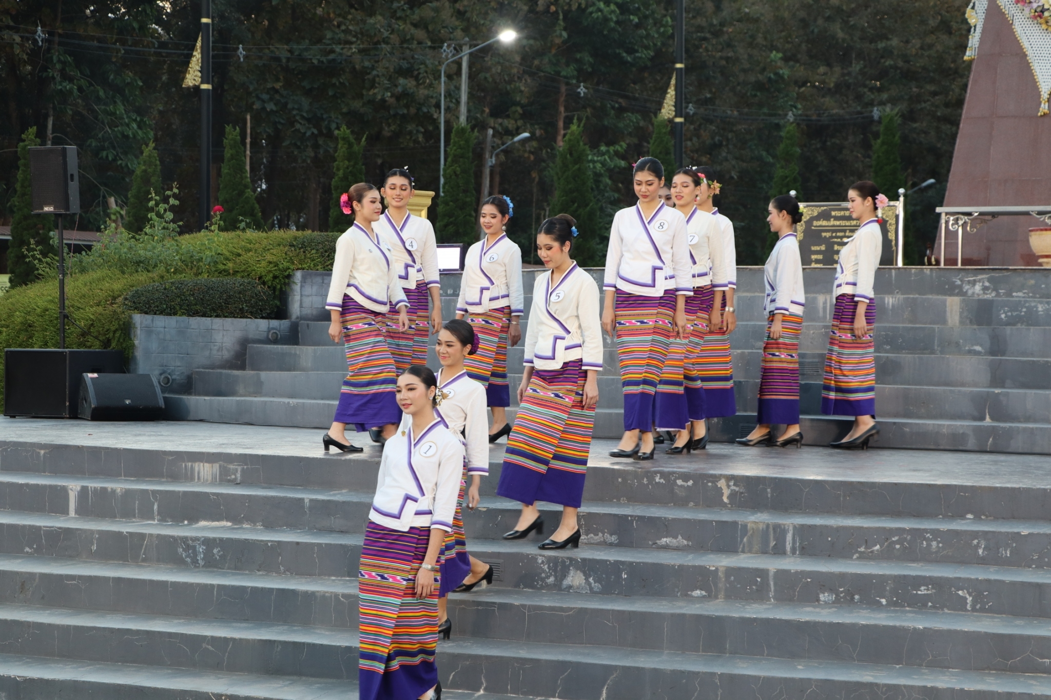 คณะรัฐศาสตร์และสังคมศาสตร์ร่วมสืบสานวัฒนธรรม ตานข้าวใหม่ใส่บาตรหลวง “กว๊านพะเยาสายน้ำแห่งชีวิต ตานข้าวทิพย์พระเจ้าตนหลวง