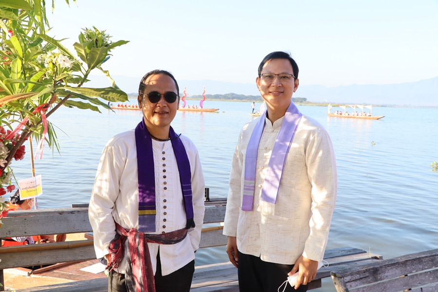 คณะรัฐศาสตร์และสังคมศาสตร์ร่วมกิจกรรม "ล่องเรือ" ตานข้าวทิพย์พระเจ้าตนหลวง ณ วัดศรีโคมคำ อำเภอเมืองพะเยา จังหวัดพะเยา ประจำปี 2566