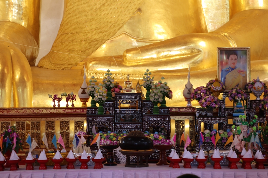 คณะรัฐศาสตร์และสังคมศาสตร์ร่วมกิจกรรม "ล่องเรือ" ตานข้าวทิพย์พระเจ้าตนหลวง ณ วัดศรีโคมคำ อำเภอเมืองพะเยา จังหวัดพะเยา ประจำปี 2566