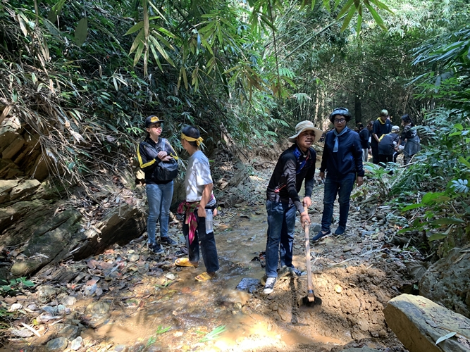 ‘นิสิตพัฒนาสังคมและครูสังคม ผนึกกำลังกับ ชาวศรีถ้อย’ จังหวัดพะเยา สร้างฝายเพื่อชีวิต