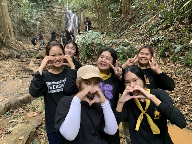 ‘นิสิตพัฒนาสังคมและครูสังคม ผนึกกำลังกับ ชาวศรีถ้อย’ จังหวัดพะเยา สร้างฝายเพื่อชีวิต