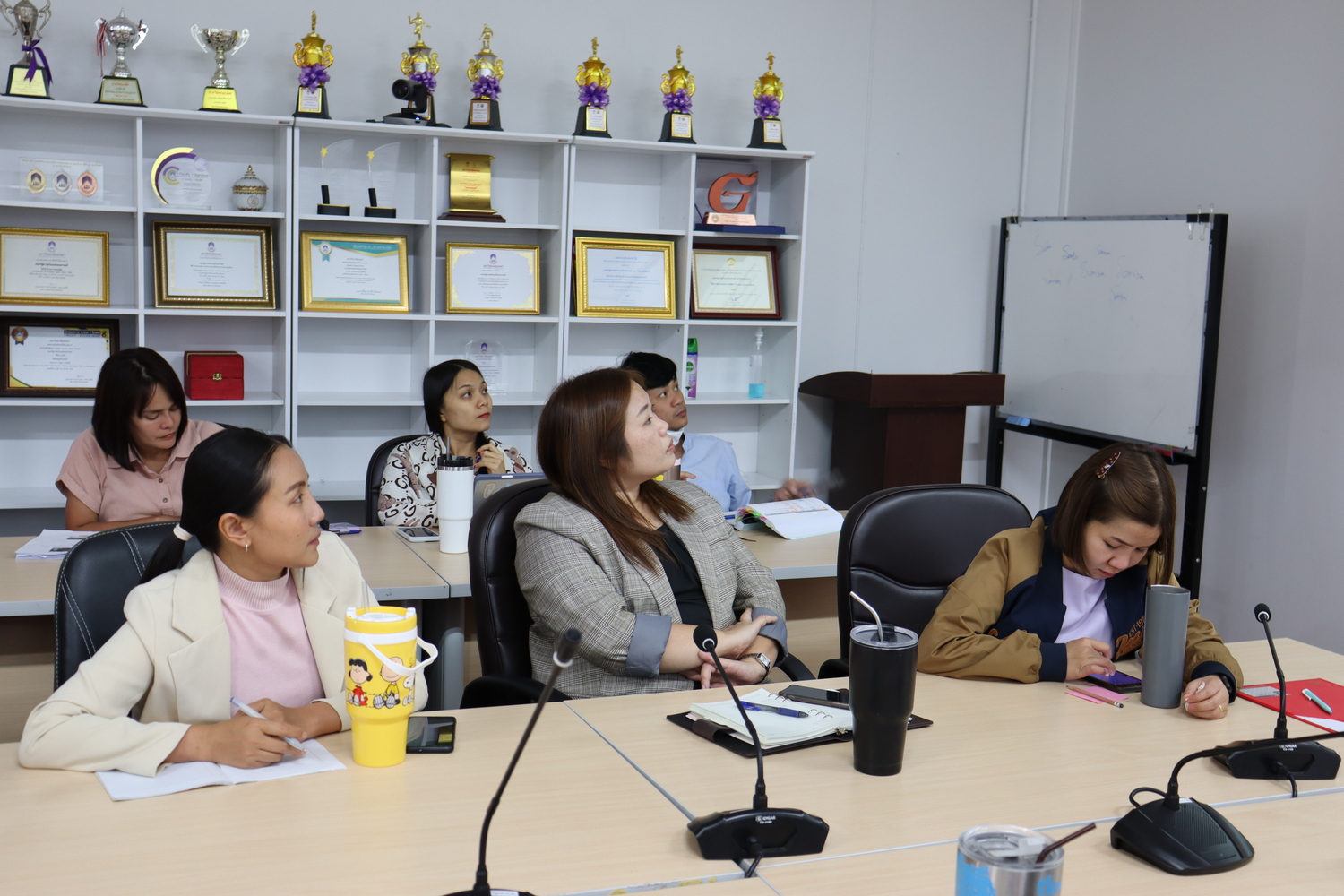 คณะรัฐศาสตร์และสังคมศาสตร์จัดประชุมคณะกรรมการดำเนินงานสำนักงานสีเขียว (Green office) ครั้งที่ 1 ประจำปี 2566