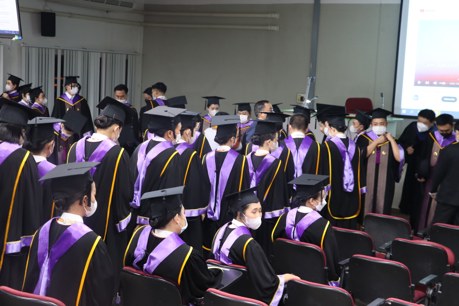 คณะรัฐศาสตร์และสังคมศาสตร์ขอแสดงความยินดีกับบัณฑิต มหาบัณฑิต คณะรัฐศาสตร์และสังคมศาสตร์ในได้เข้าร่วมฝึกซ้อมย่อย ฝึกซ้อมใหญ่และเข้าพิธีรับมอบปริญญาบัตร ปีการศึกษา 2564