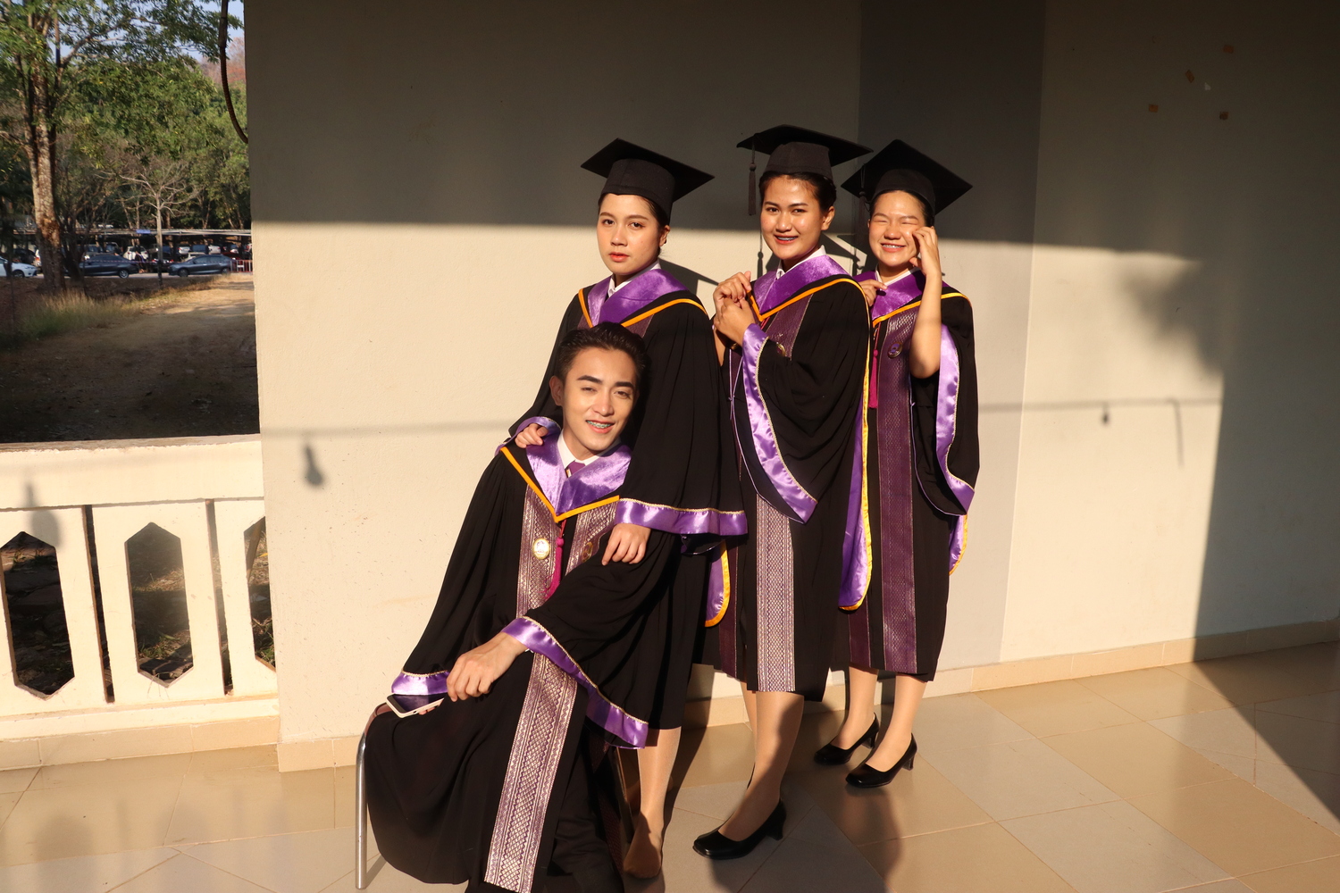 คณะรัฐศาสตร์และสังคมศาสตร์ขอแสดงความยินดีกับบัณฑิต มหาบัณฑิต คณะรัฐศาสตร์และสังคมศาสตร์ในได้เข้าร่วมฝึกซ้อมย่อย ฝึกซ้อมใหญ่และเข้าพิธีรับมอบปริญญาบัตร ปีการศึกษา 2564