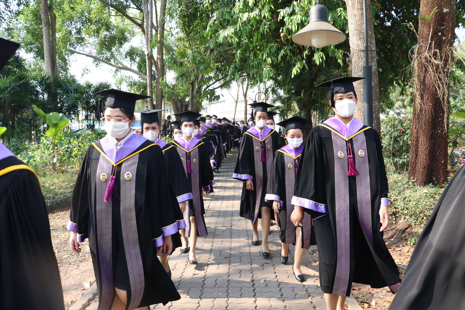 คณะรัฐศาสตร์และสังคมศาสตร์ขอแสดงความยินดีกับบัณฑิต มหาบัณฑิต คณะรัฐศาสตร์และสังคมศาสตร์ในได้เข้าร่วมฝึกซ้อมย่อย ฝึกซ้อมใหญ่และเข้าพิธีรับมอบปริญญาบัตร ปีการศึกษา 2564