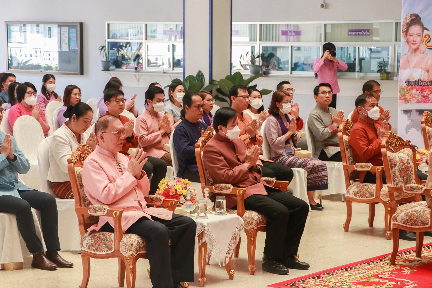 พิธีตักน้ำและเจริญพุทธมนต์น้ำสรงพระธาตุจอมทอง ภายใต้โครงการประเพณีแห่ผ้าห่มพระธาตุจอมทอง ประจำปี 2566