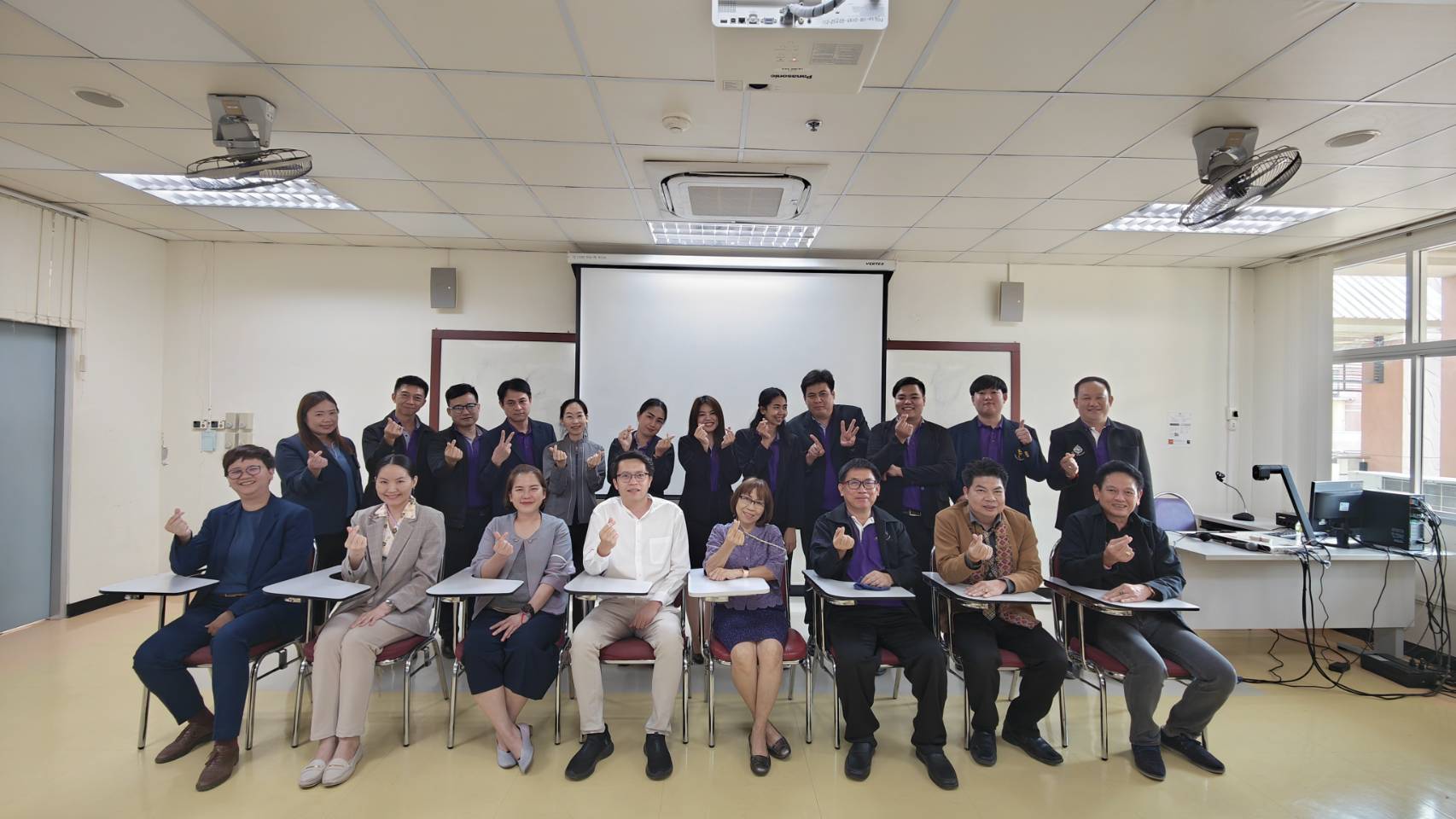 คณะรัฐศาสตร์และสังคมศาสตร์จัดโครงการประชุมวิชาการบัณฑิตศึกษา ครั้งที่ 9