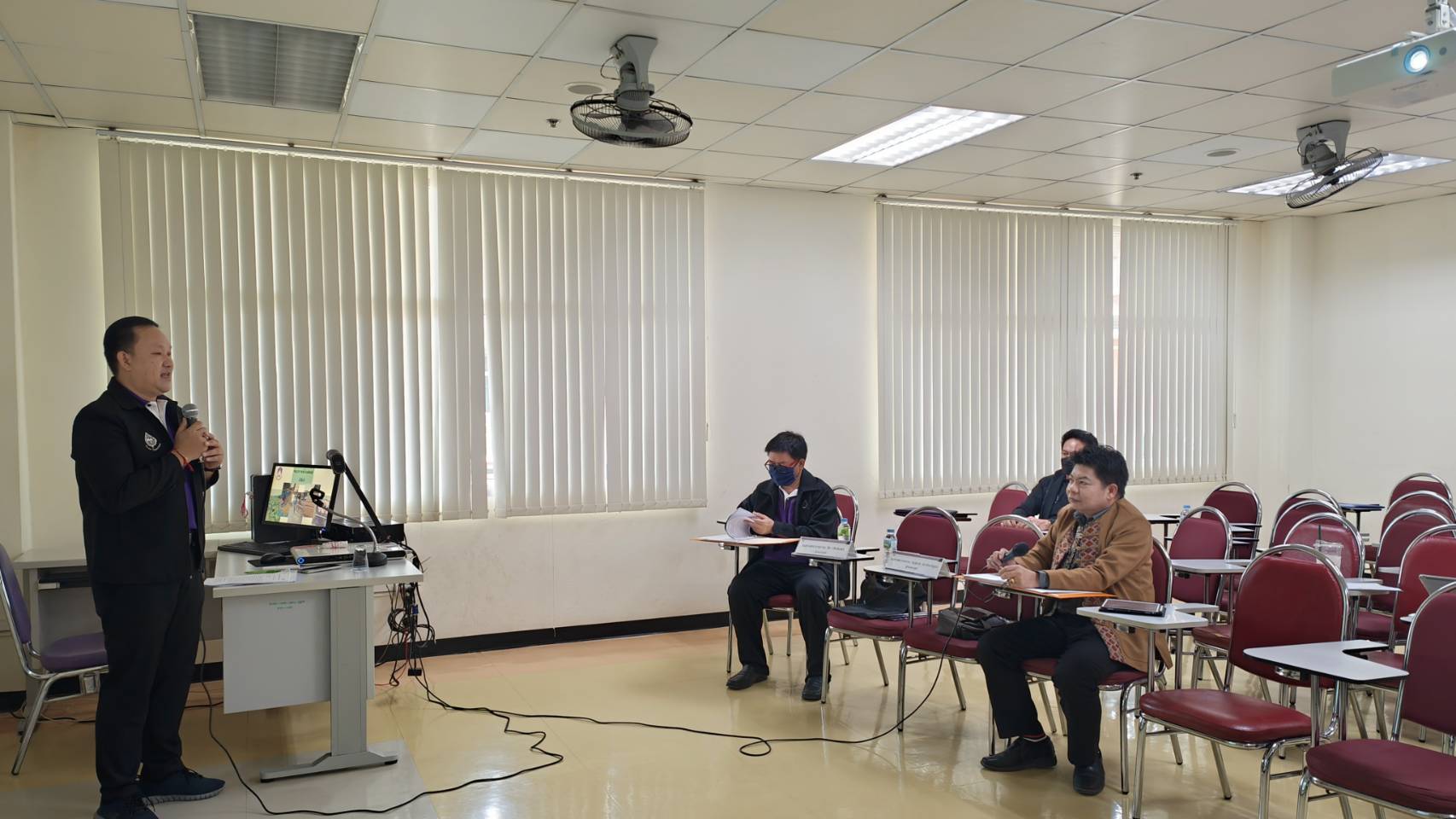 คณะรัฐศาสตร์และสังคมศาสตร์จัดโครงการประชุมวิชาการบัณฑิตศึกษา ครั้งที่ 9