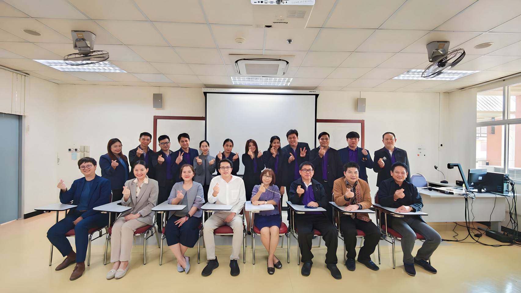 คณะรัฐศาสตร์และสังคมศาสตร์จัดโครงการประชุมวิชาการบัณฑิตศึกษา ครั้งที่ 9