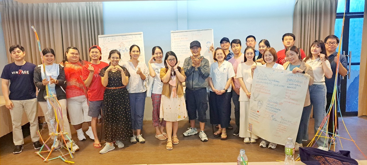 คณะรัฐศาสตร์และสังคมศาสตร์เข้าศึกษาดูงานและแลกเปลี่ยนเรียนรู้เกี่ยวกับการบริหารจัดการสำนักงาน ณ คณะมนุษยศาสตร์และสังคมศาสตร์ มหาวิทยาลัยบูรพา