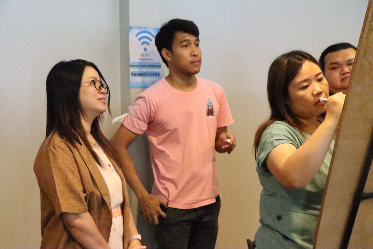 คณะรัฐศาสตร์และสังคมศาสตร์เข้าศึกษาดูงานและแลกเปลี่ยนเรียนรู้เกี่ยวกับการบริหารจัดการสำนักงาน ณ คณะมนุษยศาสตร์และสังคมศาสตร์ มหาวิทยาลัยบูรพา