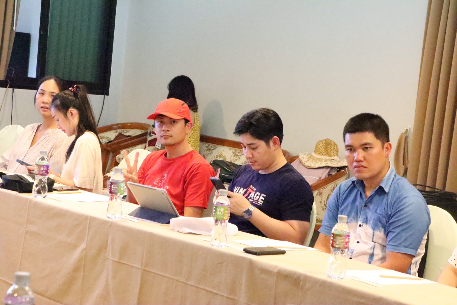 คณะรัฐศาสตร์และสังคมศาสตร์เข้าศึกษาดูงานและแลกเปลี่ยนเรียนรู้เกี่ยวกับการบริหารจัดการสำนักงาน ณ คณะมนุษยศาสตร์และสังคมศาสตร์ มหาวิทยาลัยบูรพา