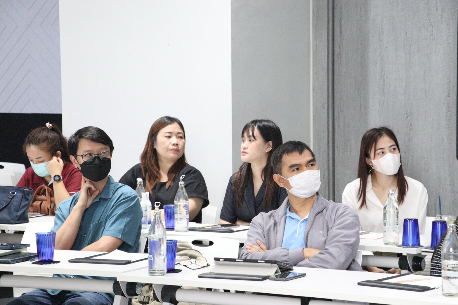 คณะรัฐศาสตร์และสังคมศาสตร์จัดโครงการประชุมบุคลากรคณะรัฐศาสตร์และสังคมศาสตร์ ครั้งที่ 2 ประจำปีงบประมาณ พ.ศ.2566 ณ โรงแรม M2 Waterside อำเภอเมือง จังหวัดพะเยา