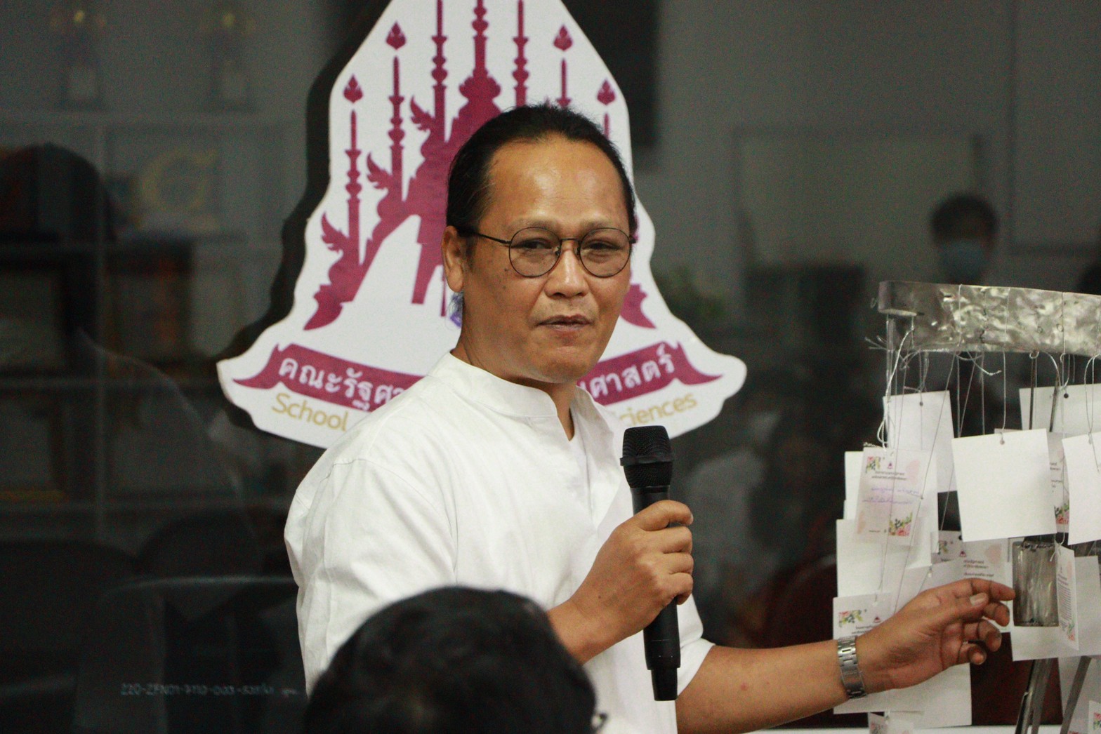 คณะรัฐศาสตร์และสังคมศาสตร์ มหาวิทยาลัยพะเยา ร่วมแรงกายและผสานแรงใจจัดโครงการทำบุญแนวใหม่ที่สื่อถึงความหลากหลายทางวัฒนธรรม