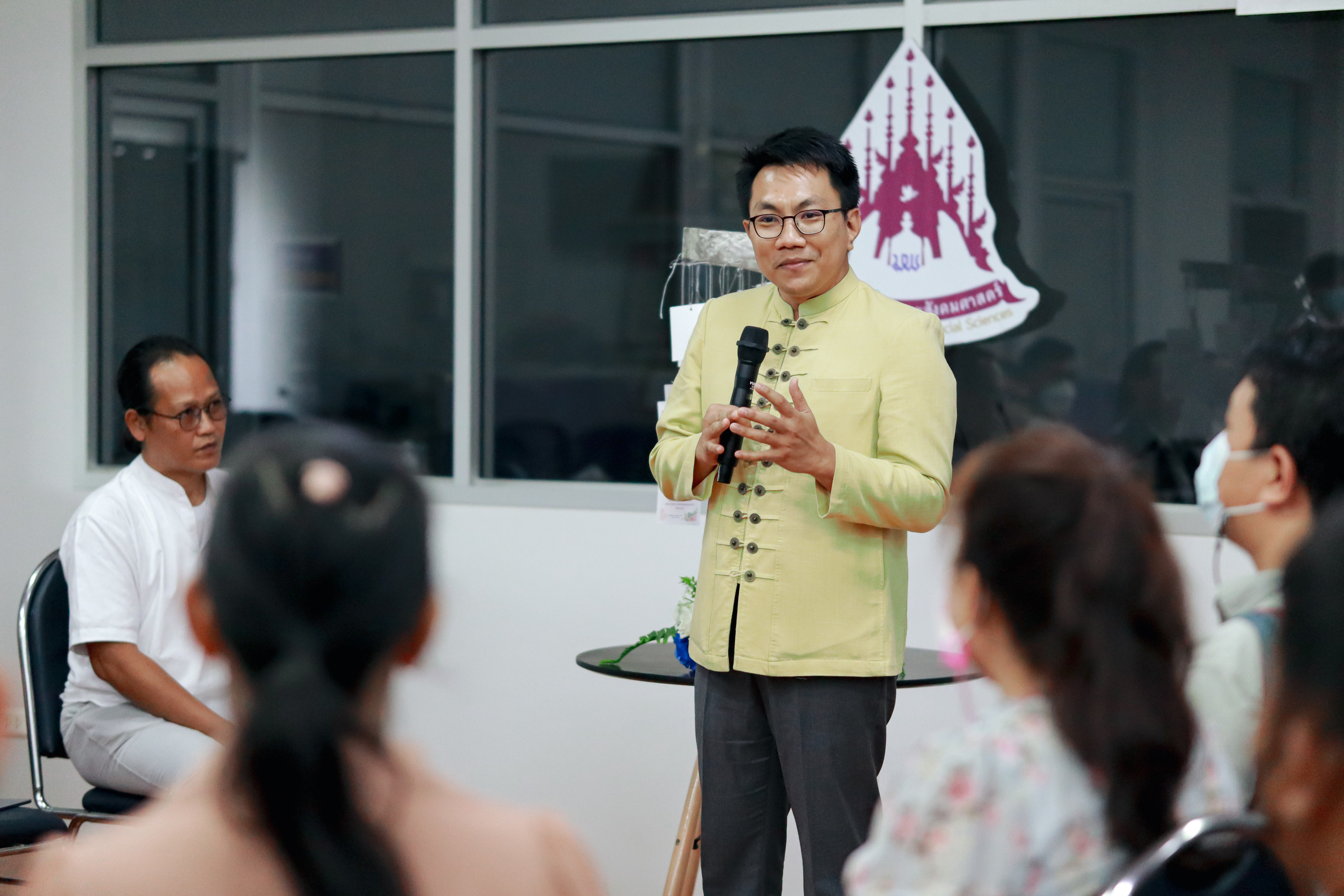 คณะรัฐศาสตร์และสังคมศาสตร์ มหาวิทยาลัยพะเยา ร่วมแรงกายและผสานแรงใจจัดโครงการทำบุญแนวใหม่ที่สื่อถึงความหลากหลายทางวัฒนธรรม