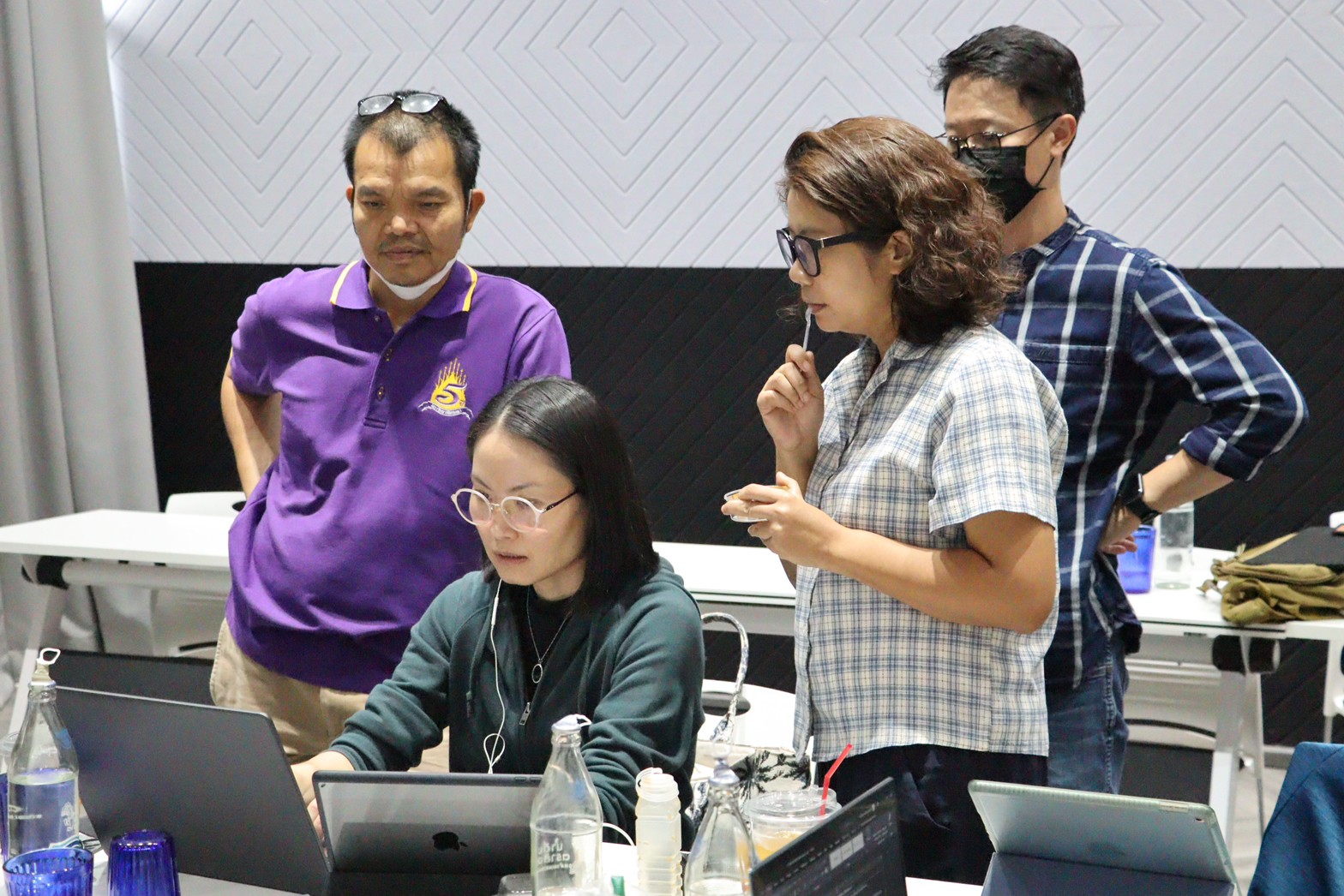 คณะรัฐศาสตร์และสังคมศาสตร์จัดโครงการวิเคราะห์ ทบทวนแผนยุทธศาสตร์การพัฒนาคณะและจัดทำแผนปฏิบัติการประจำปี 2567 ณ M2 Hotel Waterside จังหวัดพะเยา