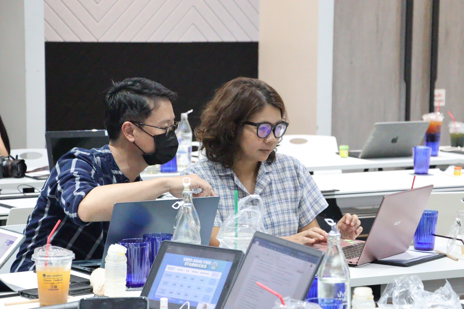 คณะรัฐศาสตร์และสังคมศาสตร์จัดโครงการวิเคราะห์ ทบทวนแผนยุทธศาสตร์การพัฒนาคณะและจัดทำแผนปฏิบัติการประจำปี 2567 ณ M2 Hotel Waterside จังหวัดพะเยา