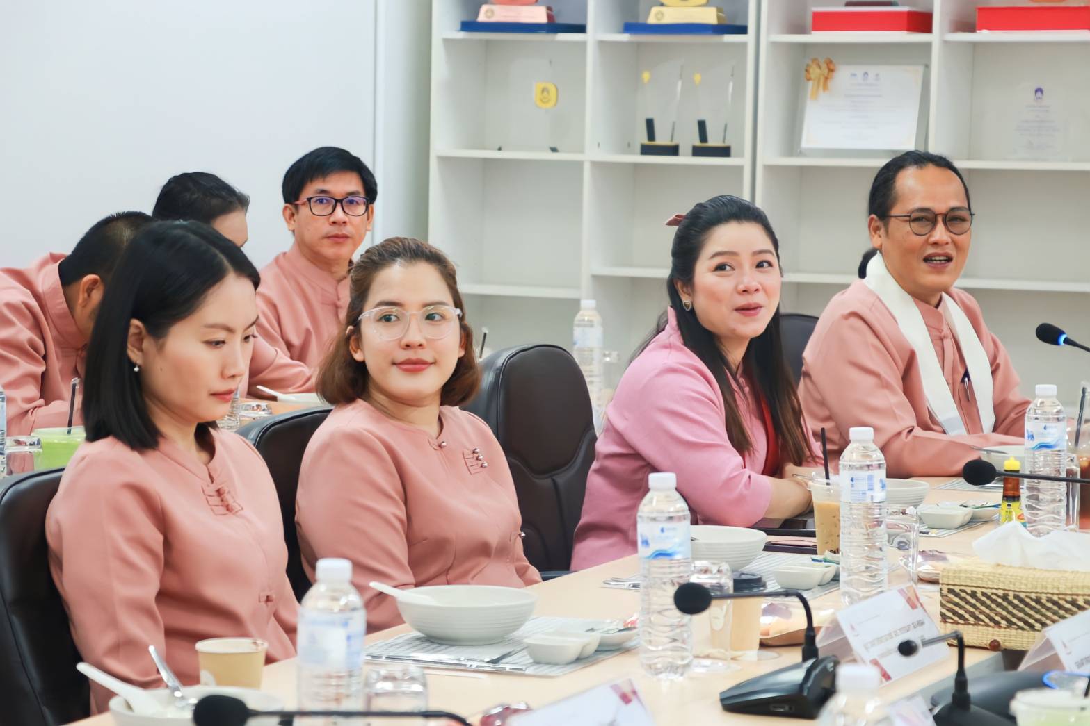 คณะรัฐศาสตร์และสังคมศาสตร์จัดกิจกรรมสภากาแฟสัญจร ประจำปี พ.ศ. 2566