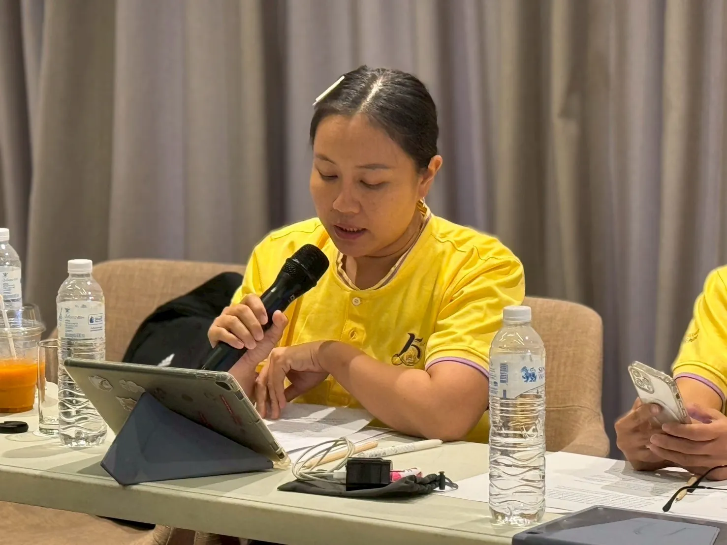 คณะรัฐศาสตร์แลคณะรัฐศาสตร์และสังคมศาสตร์ จัดอบรมและศึกษาดูงาน เสริมศักยภาพบุคลากรสายสนับสนุนสู่ความเป็นมืออาชีพ