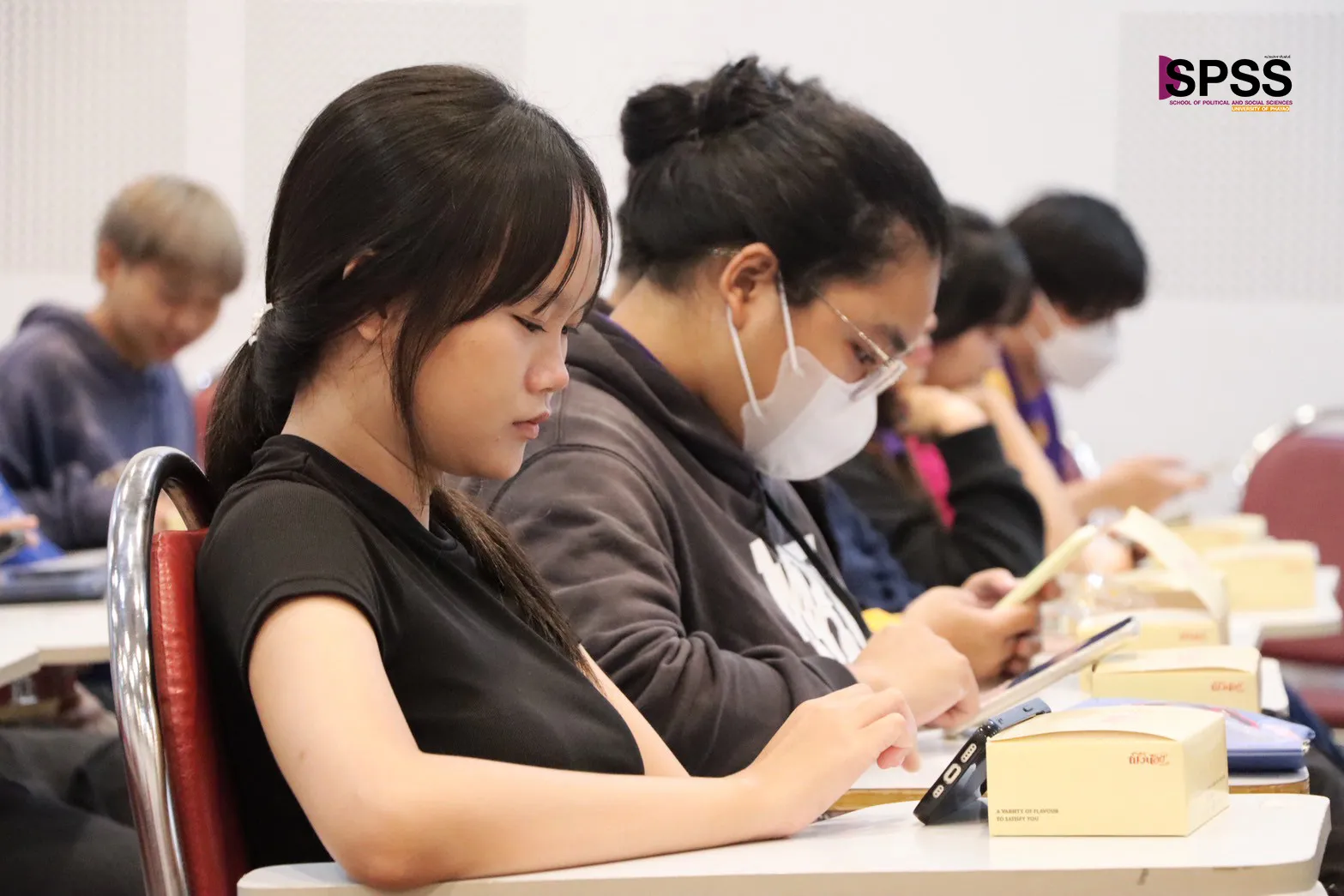 คณะรัฐศาสตร์และสังคมศาสตร์ เสวนาเจาะลึก! “ภูติผีปีศาจในโซเชียลมีเดีย นัยยะทางสังคม และการเมือง”