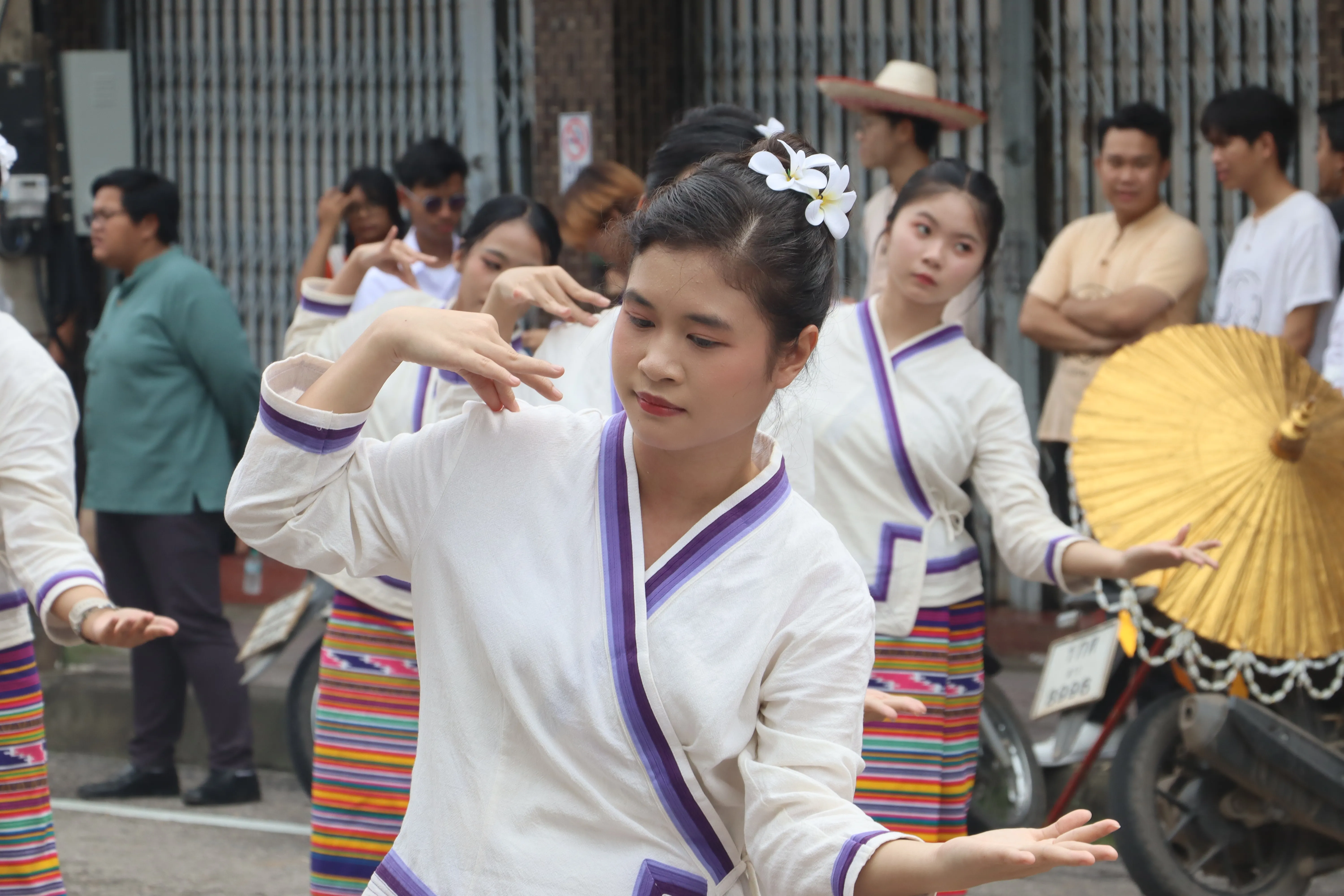 คณะรัฐศาสตร์และสังคมศาสตร์ มหาวิทยาลัยพะเยา ร่วมสืบสาน “ประเพณีแห่ผ้าห่มพระธาตุจอมทอง” ครั้งที่ 10