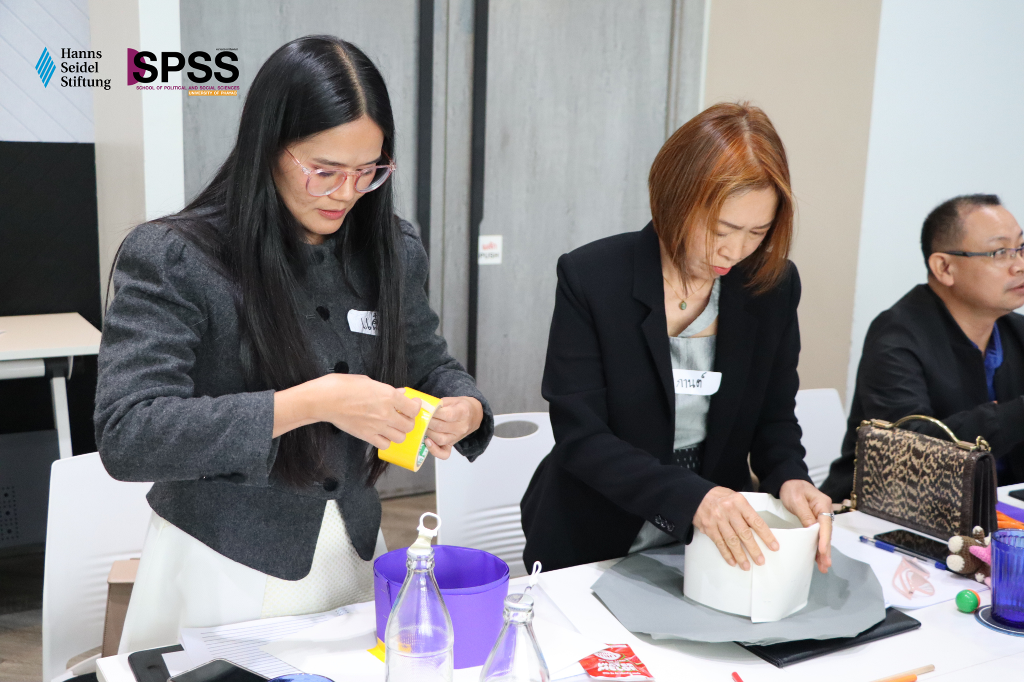 คณะรัฐศาสตร์และสังคมศาสตร์ ม.พะเยา ร่วมมือมูลนิธิฮันส์ไซเดล จัดอบรมผู้นำท้องถิ่น เสริมพลังสู่ การปกครองที่เท่าเทียมทางเพศ คณะรัฐศาสตร์และสังคมศาสตร์