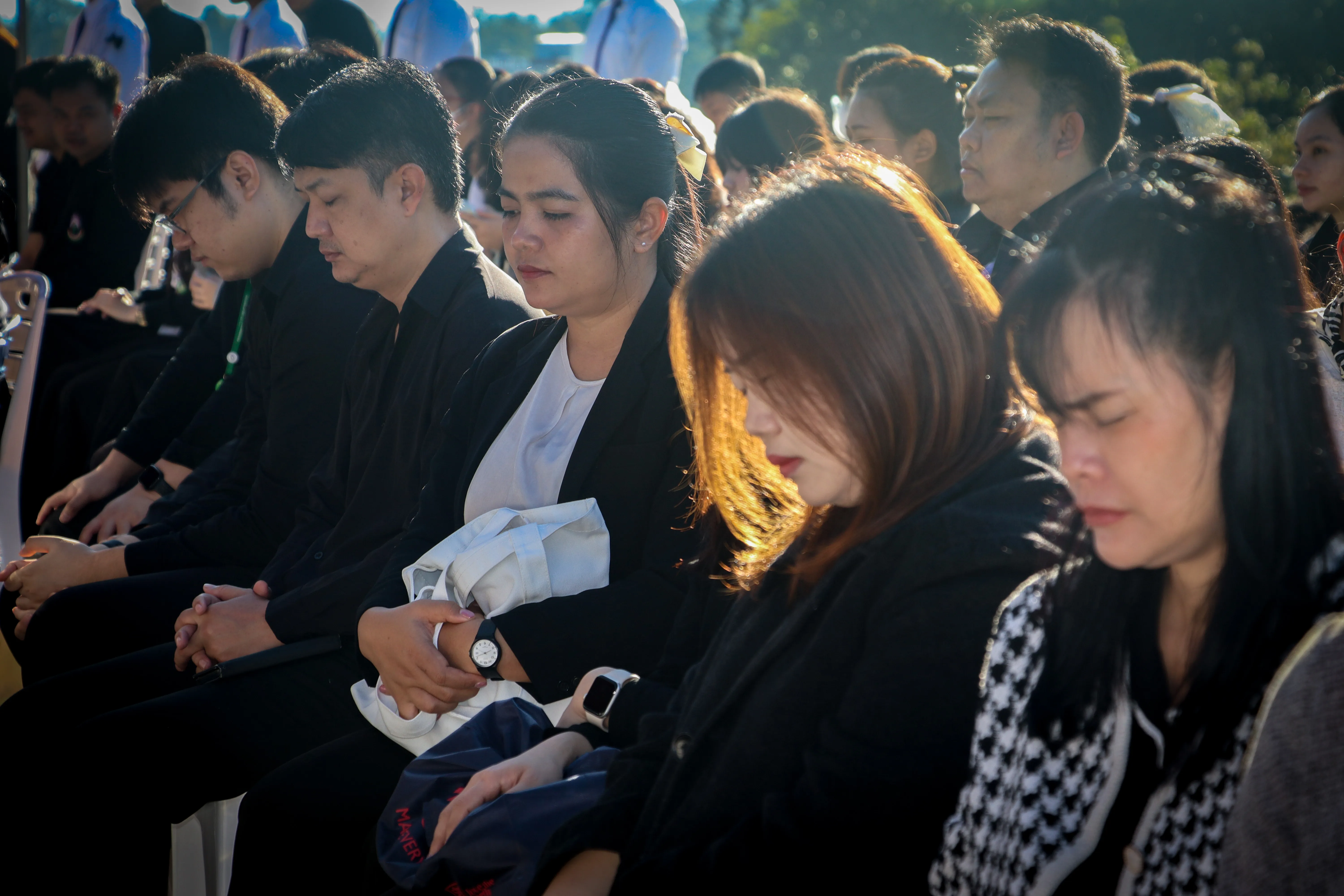 น้อมเกล้าฯ ถวายพระราชกุศล คณะรัฐศาสตร์และสังคมศาสตร์ พร้อมคณะแพทย์-พยาบาล ร่วมเป็นเจ้าภาพหลักในพิธีตักบาตร ณ ลานพระบรมราชานุสาวรีย์สมเด็จพระนเรศวรฯ