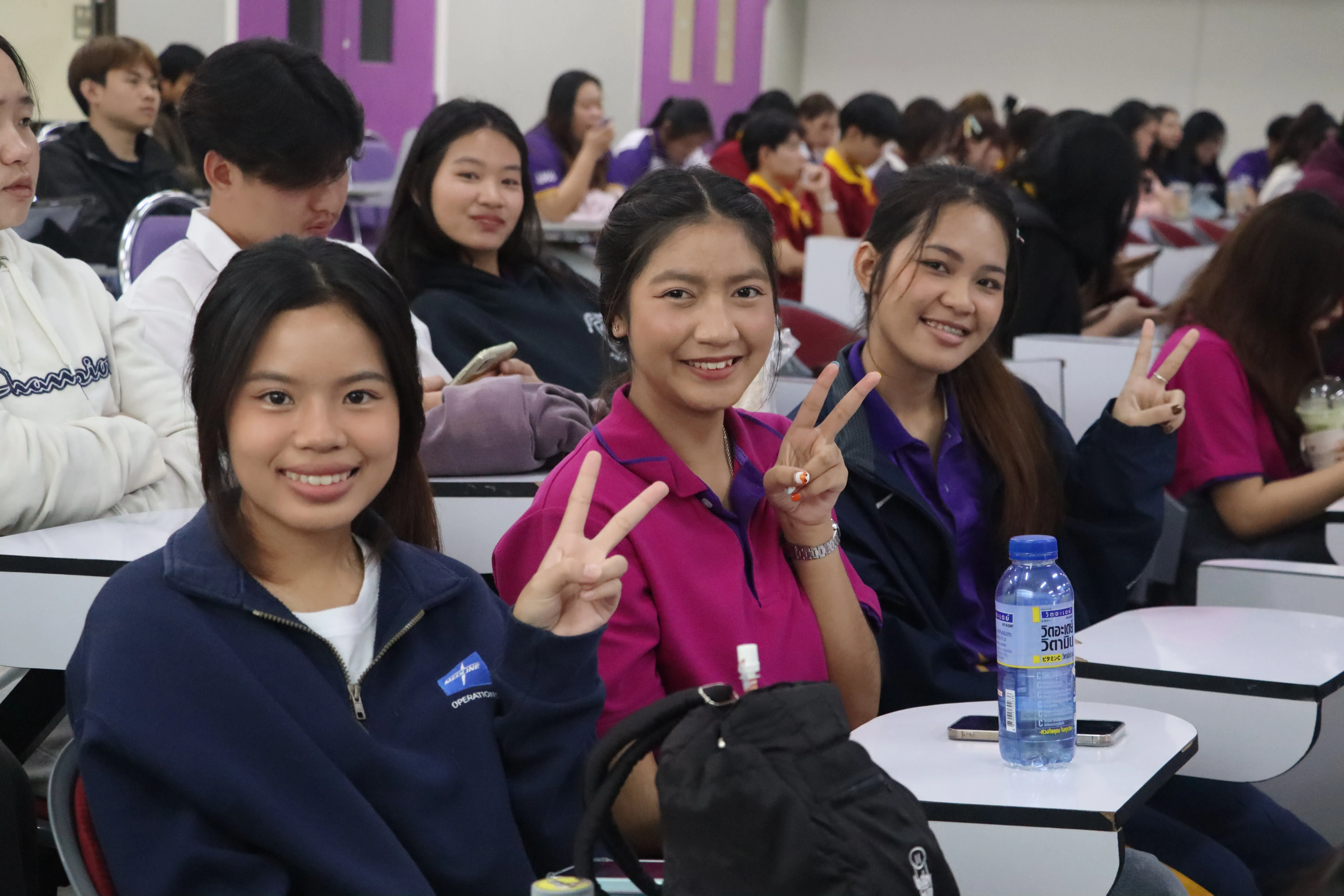 นิสิตรัฐศาสตร์ คณะรัฐศาสตร์และสังคมศาสตร์ มพ. กว่า 148 คน สัมผัสจริงนโยบายรถไฟสายเหนือ เชื่อมภาคเรียนสู่ภาคสนาม