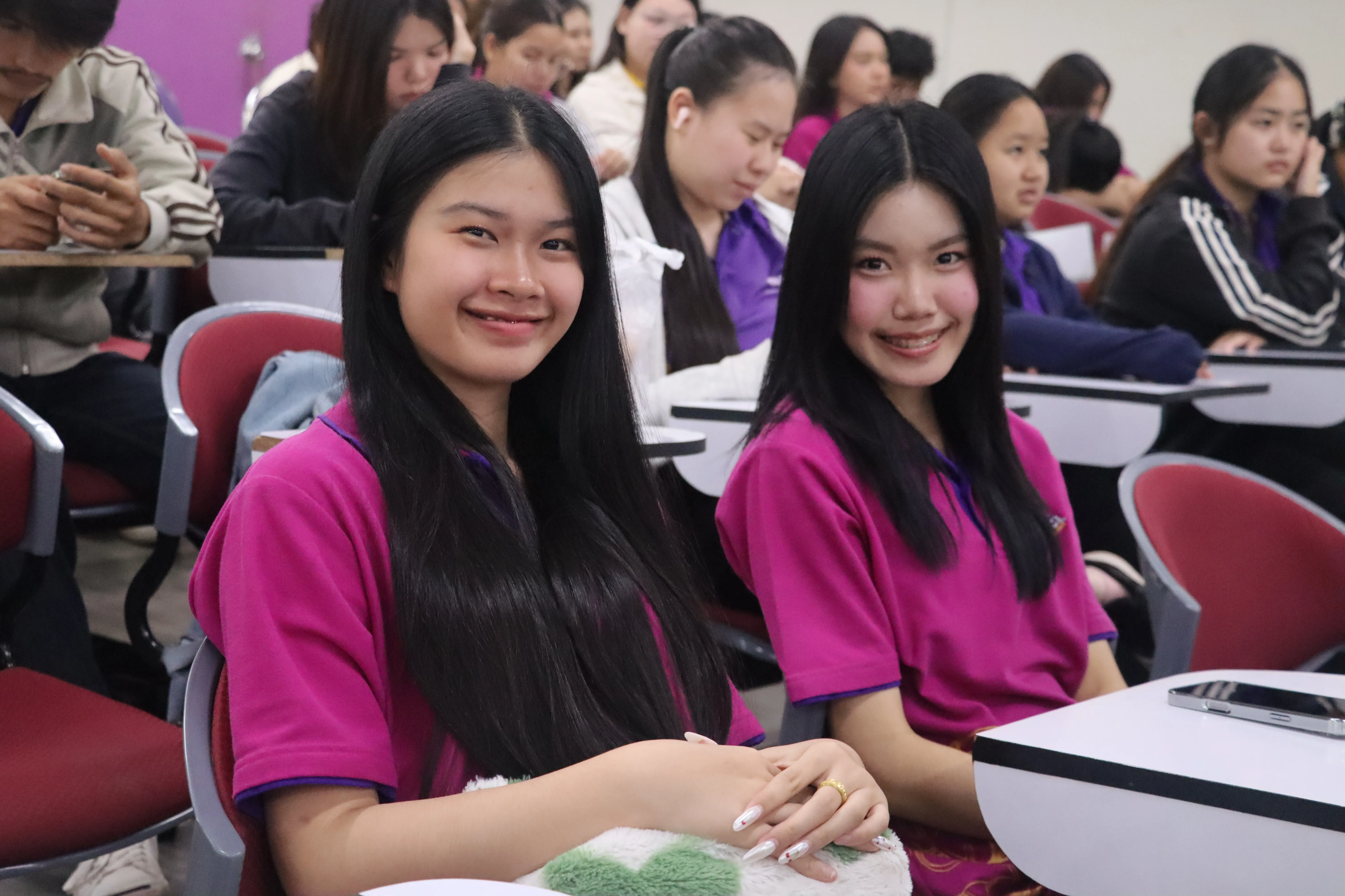 นิสิตรัฐศาสตร์ คณะรัฐศาสตร์และสังคมศาสตร์ มพ. กว่า 148 คน สัมผัสจริงนโยบายรถไฟสายเหนือ เชื่อมภาคเรียนสู่ภาคสนาม