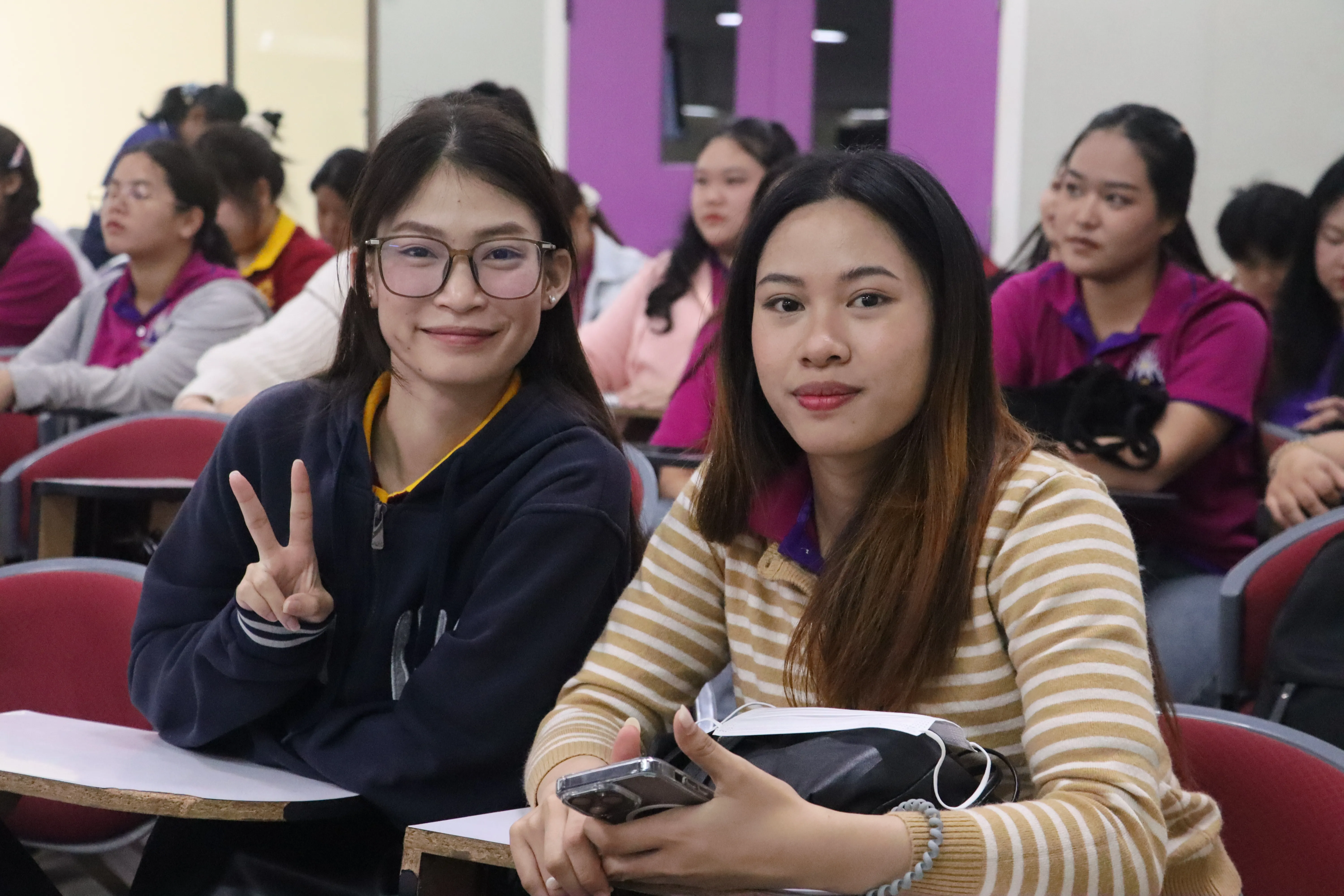 นิสิตรัฐศาสตร์ คณะรัฐศาสตร์และสังคมศาสตร์ มพ. กว่า 148 คน สัมผัสจริงนโยบายรถไฟสายเหนือ เชื่อมภาคเรียนสู่ภาคสนาม