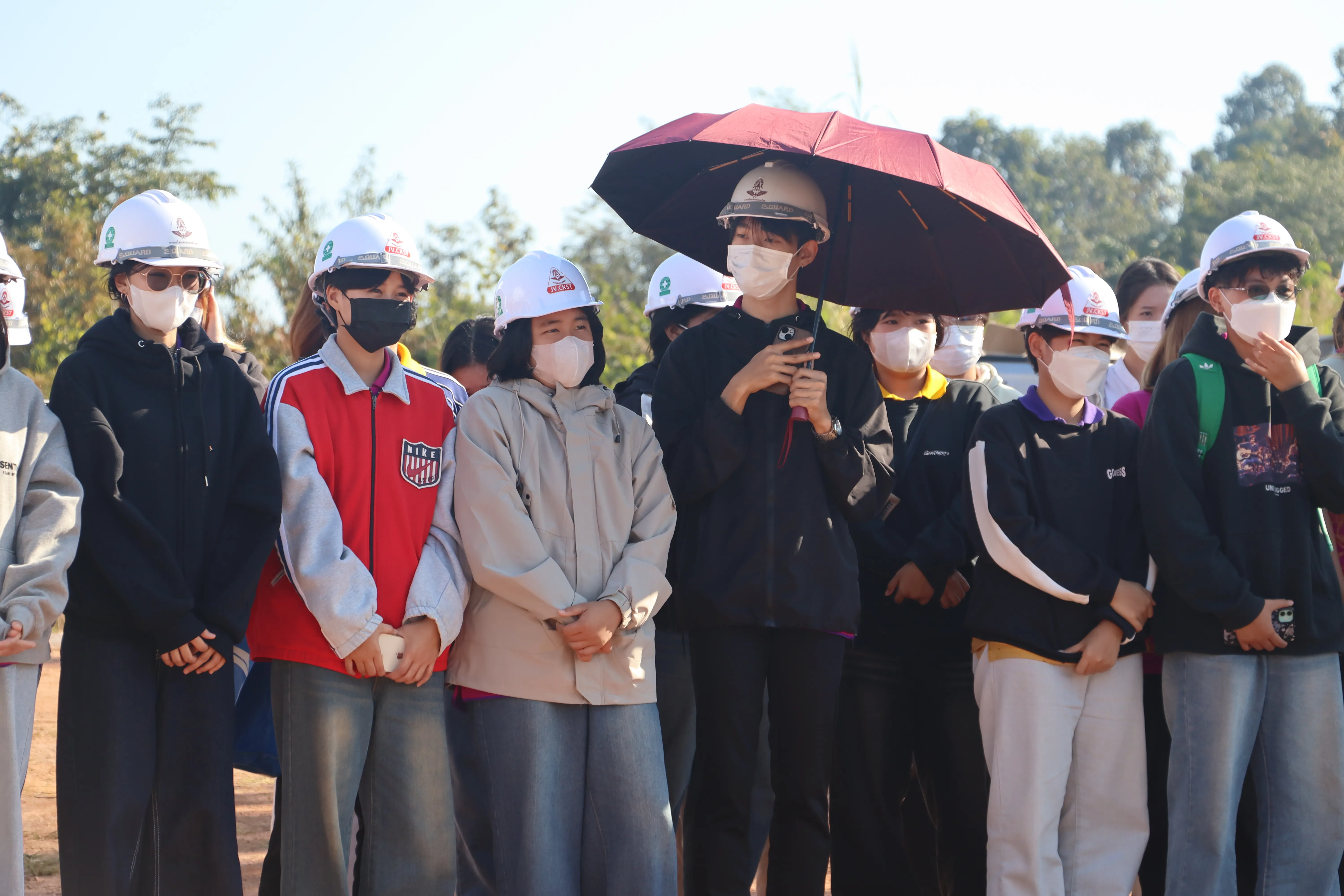 นิสิตรัฐศาสตร์ คณะรัฐศาสตร์และสังคมศาสตร์ มพ. กว่า 148 คน สัมผัสจริงนโยบายรถไฟสายเหนือ เชื่อมภาคเรียนสู่ภาคสนาม