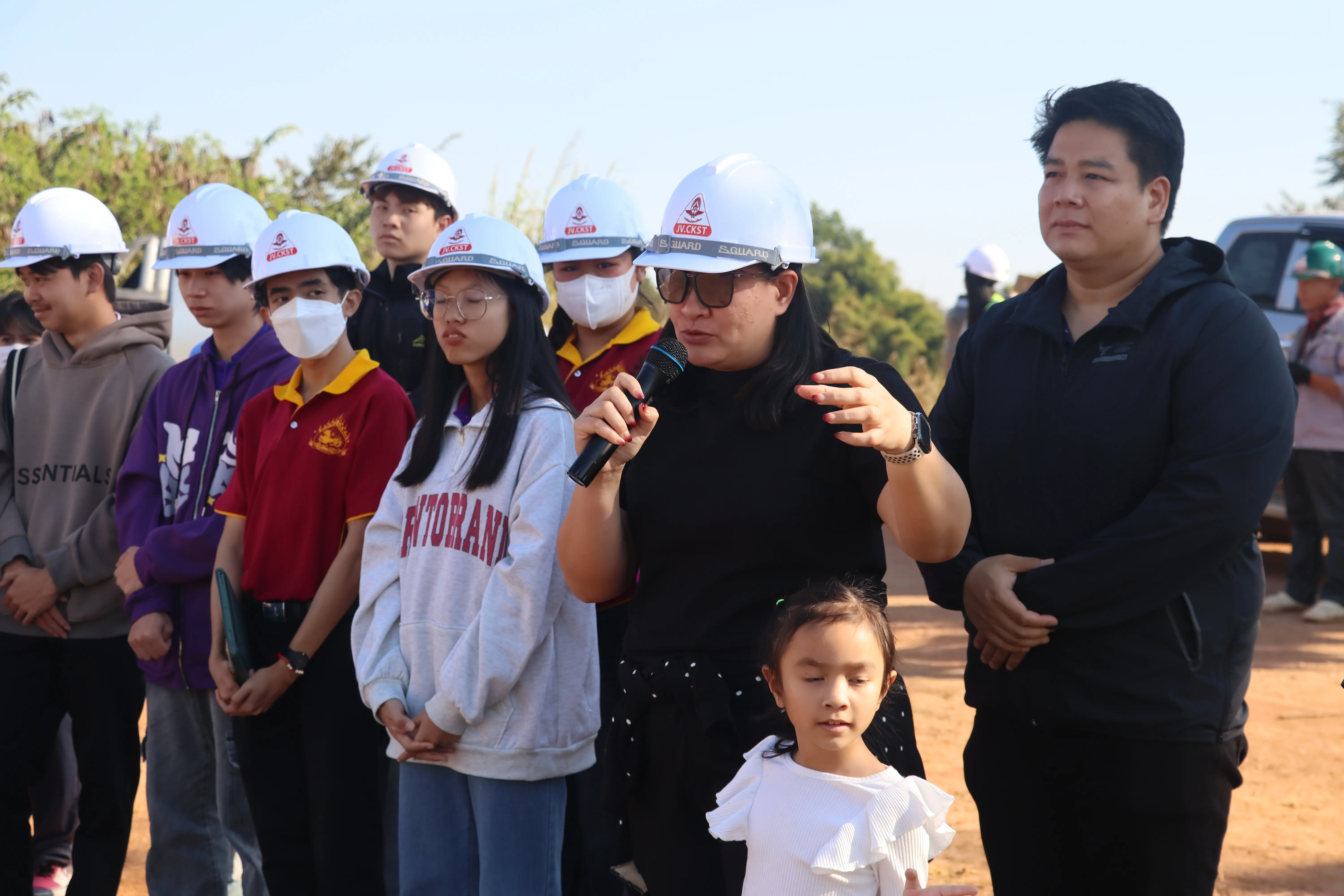 นิสิตรัฐศาสตร์ คณะรัฐศาสตร์และสังคมศาสตร์ มพ. กว่า 148 คน สัมผัสจริงนโยบายรถไฟสายเหนือ เชื่อมภาคเรียนสู่ภาคสนาม