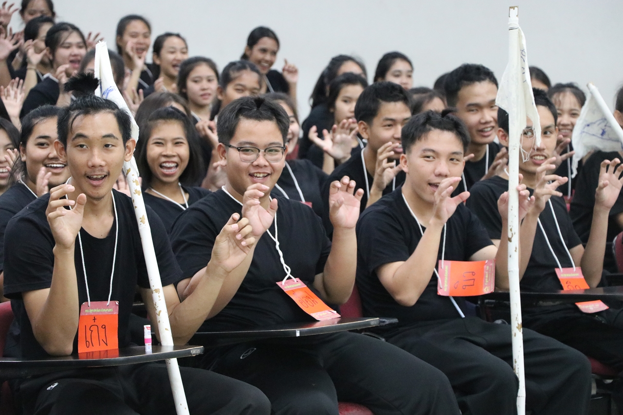 สโมสรนิสิตคณะรัฐศาสตร์และสังคมศาสตร์ มหาวิทยาลัยพะเยา เปิดกิจกรรม “สานสัมพันธ์สิงห์กว๊าน-พิราบขาว” (กิจกรรมรับนิสิตใหม่) ประจำปีการศึกษา 2561